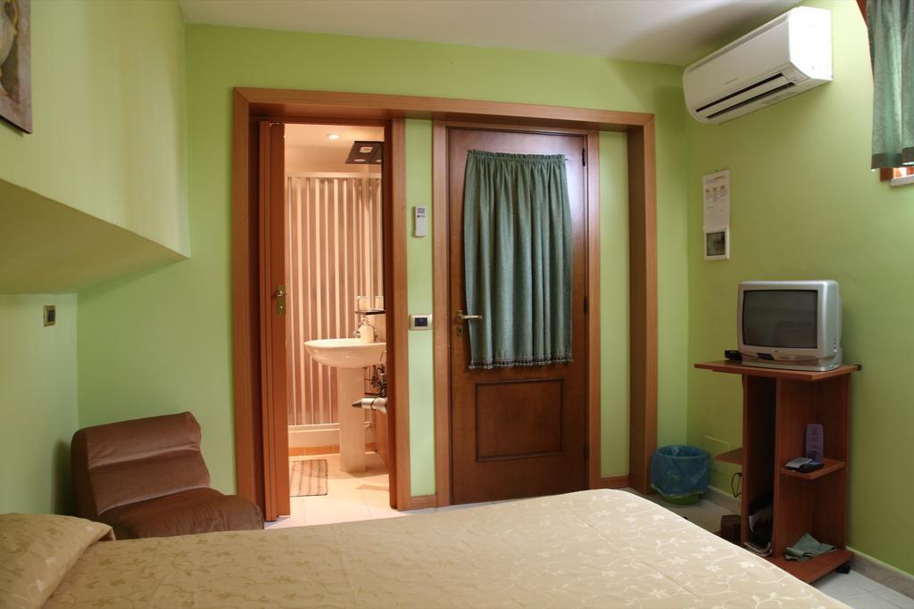 B&B La Villetta Bénévent Chambre photo
